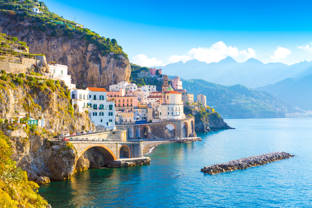 EU gives EUR 698 million to boost Covid-hit Italian tourism companies